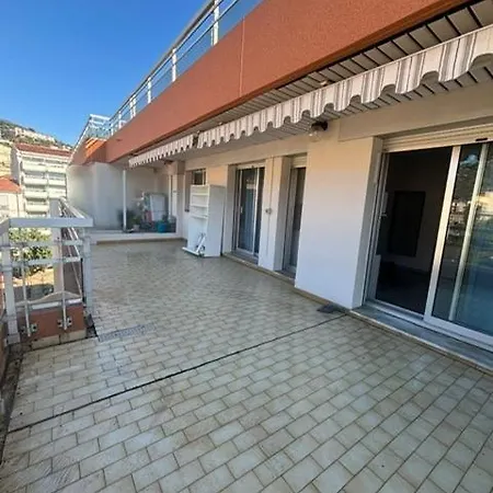 With Sunny Terrace Air Conditioning Appartement *